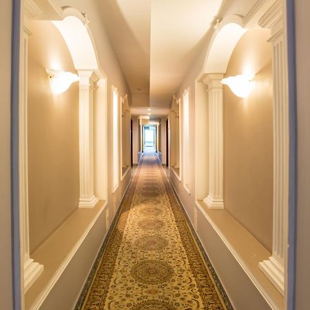 Royal Palace Hotel Αλμάτι Εξωτερικό φωτογραφία