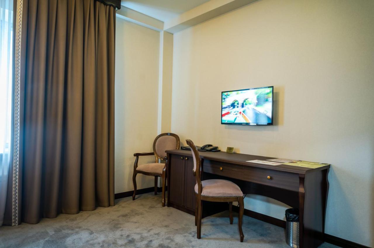 Royal Palace Hotel Αλμάτι Εξωτερικό φωτογραφία