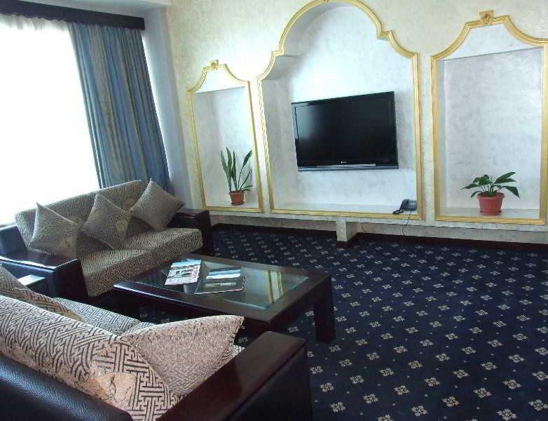 Royal Palace Hotel Αλμάτι Δωμάτιο φωτογραφία